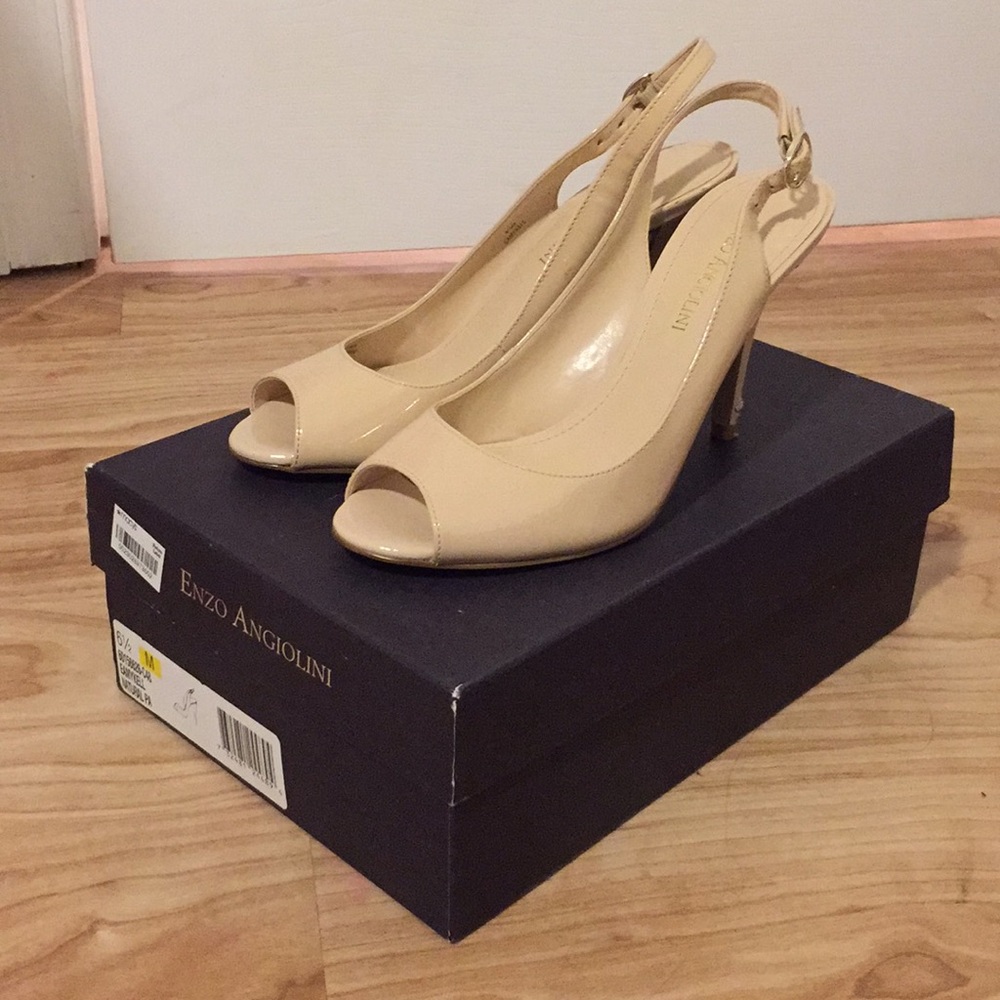 Enzo Angiolini Nude Heels